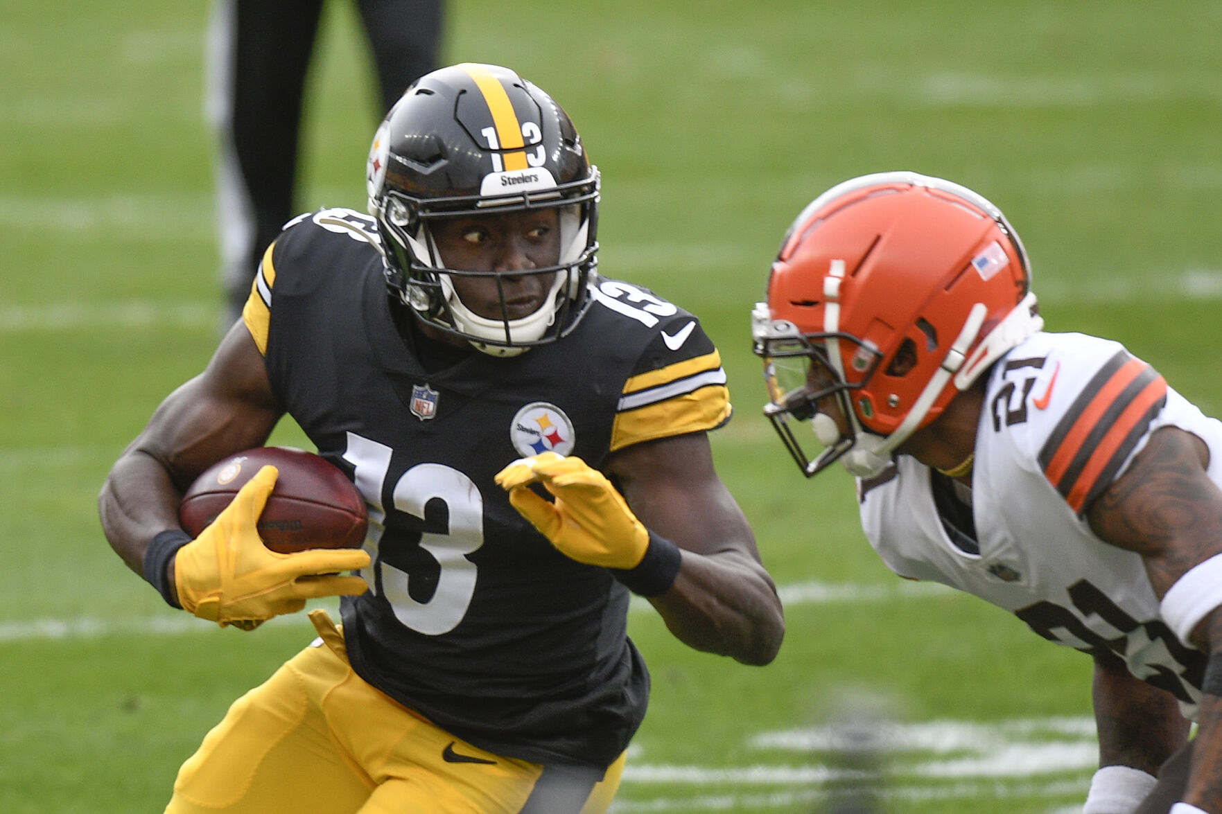 Browns Steelers Football